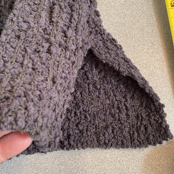 Guilty - Womens v-neck sweater. Size L - Picture 6 of 10